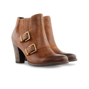 Clarks Alpine Icy Brown distressed Leather Ankle Bootie sz 8